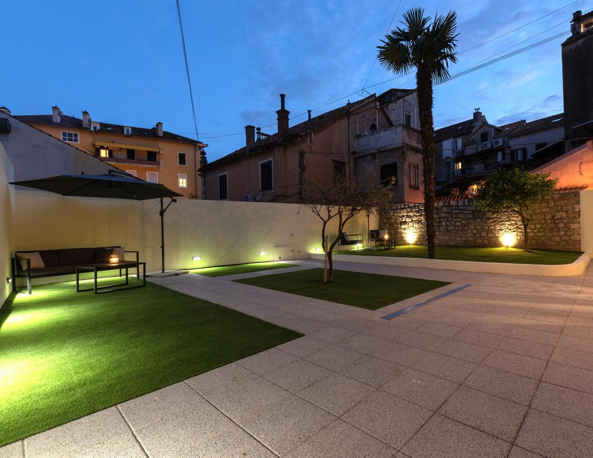 Garden Luxury Gostinjska kuća 4*